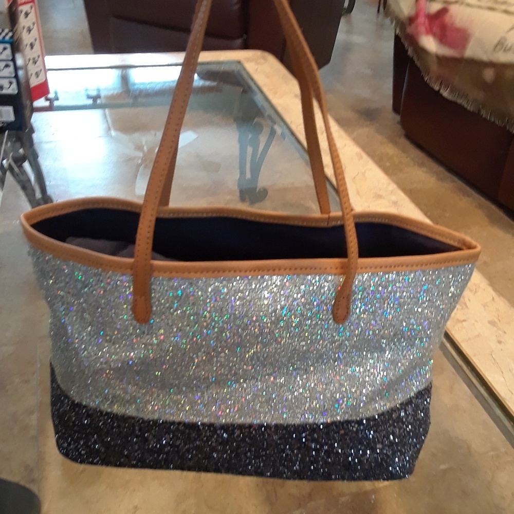Bucket bag